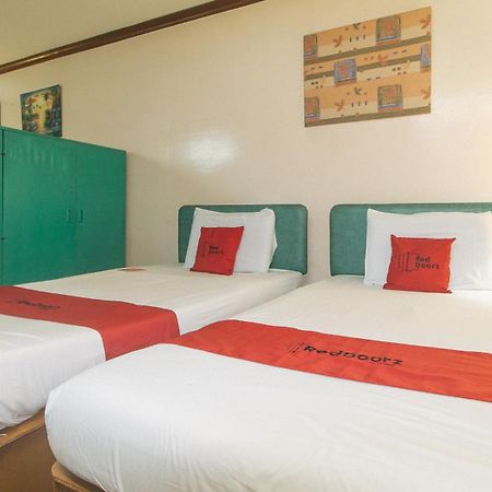 Reddoorz At Broadway Court Apartelle Quezon City Cidade Quezon Exterior foto