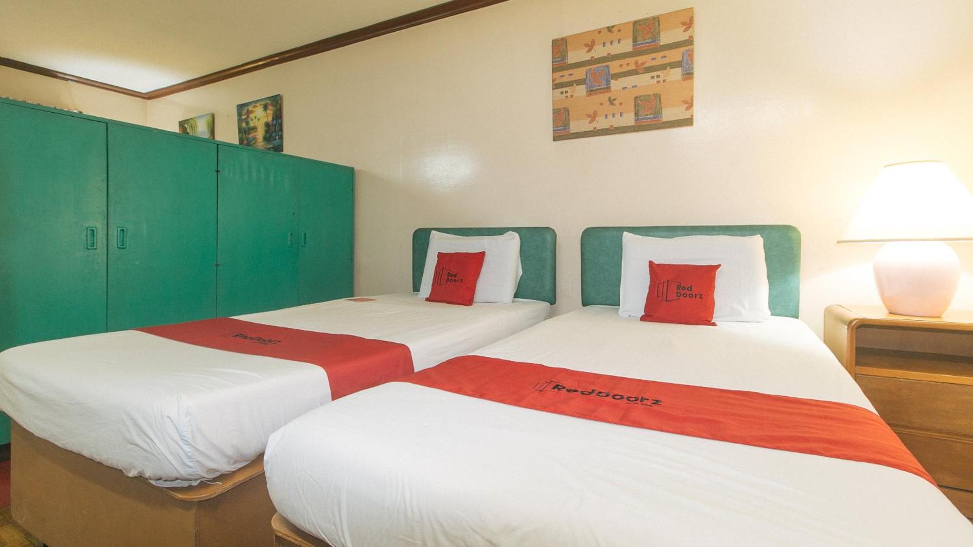 Reddoorz At Broadway Court Apartelle Quezon City Cidade Quezon Exterior foto