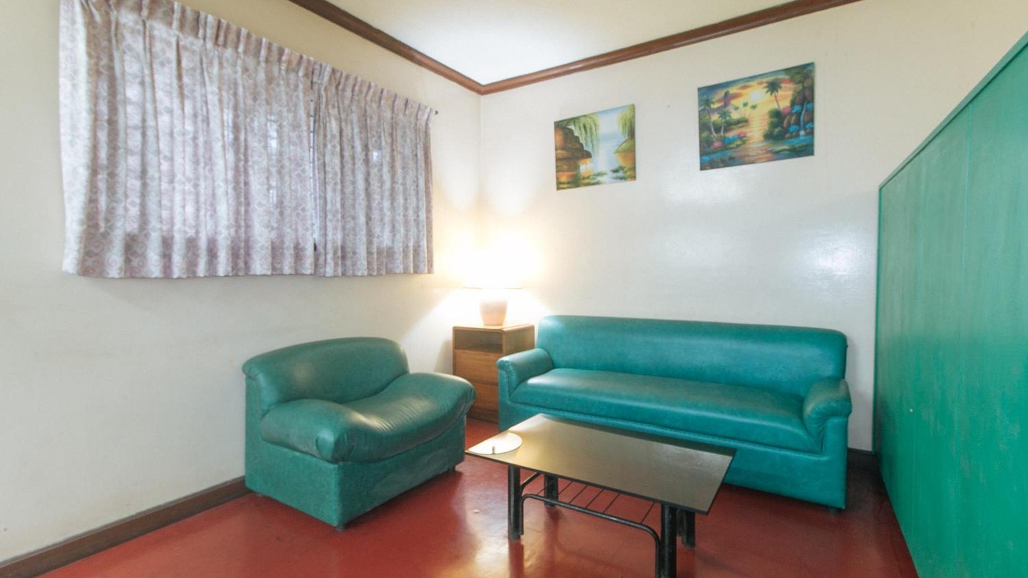 Reddoorz At Broadway Court Apartelle Quezon City Cidade Quezon Exterior foto