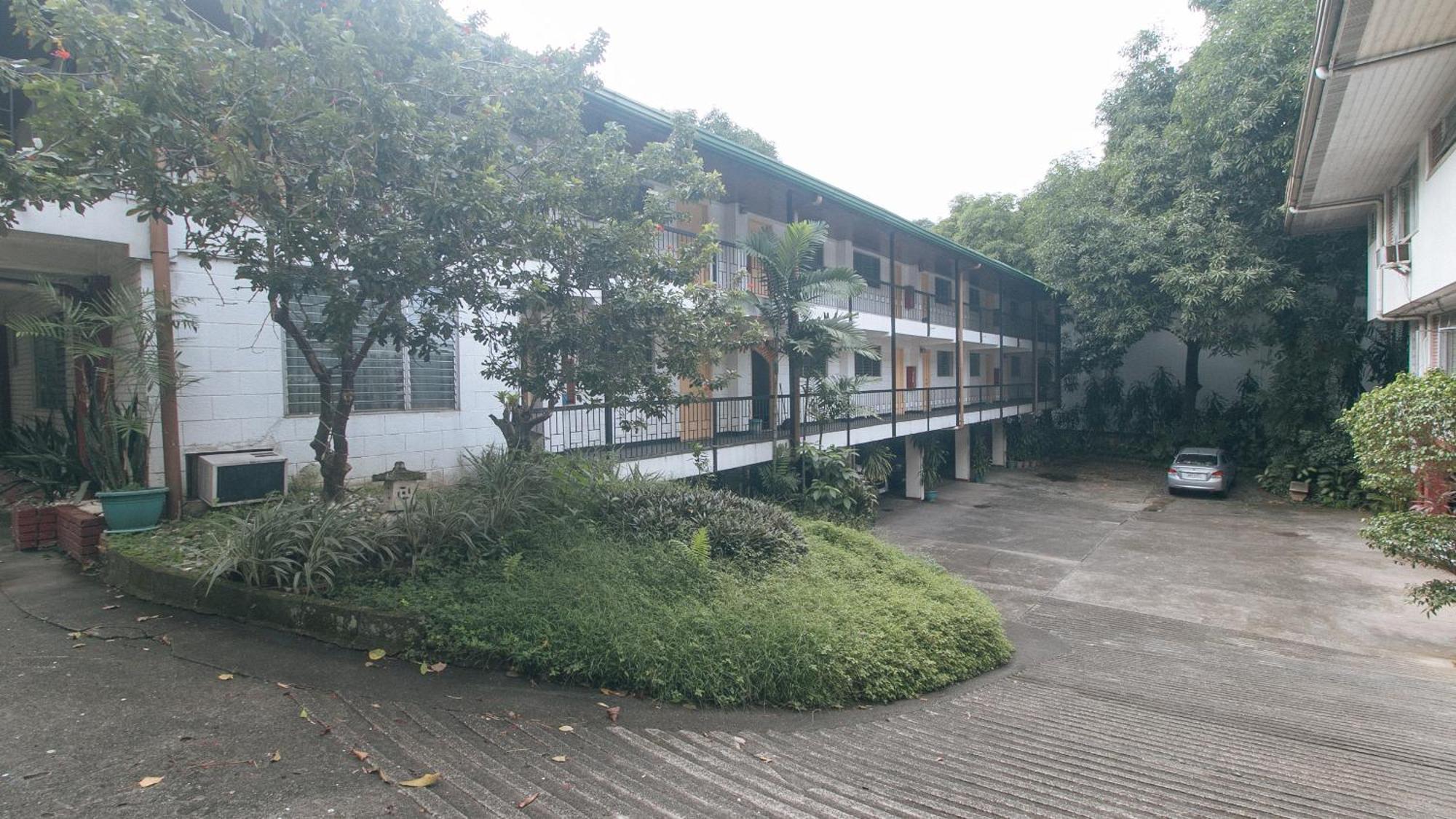 Reddoorz At Broadway Court Apartelle Quezon City Cidade Quezon Exterior foto
