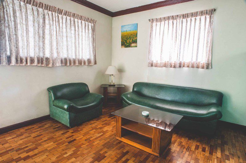 Reddoorz At Broadway Court Apartelle Quezon City Cidade Quezon Exterior foto